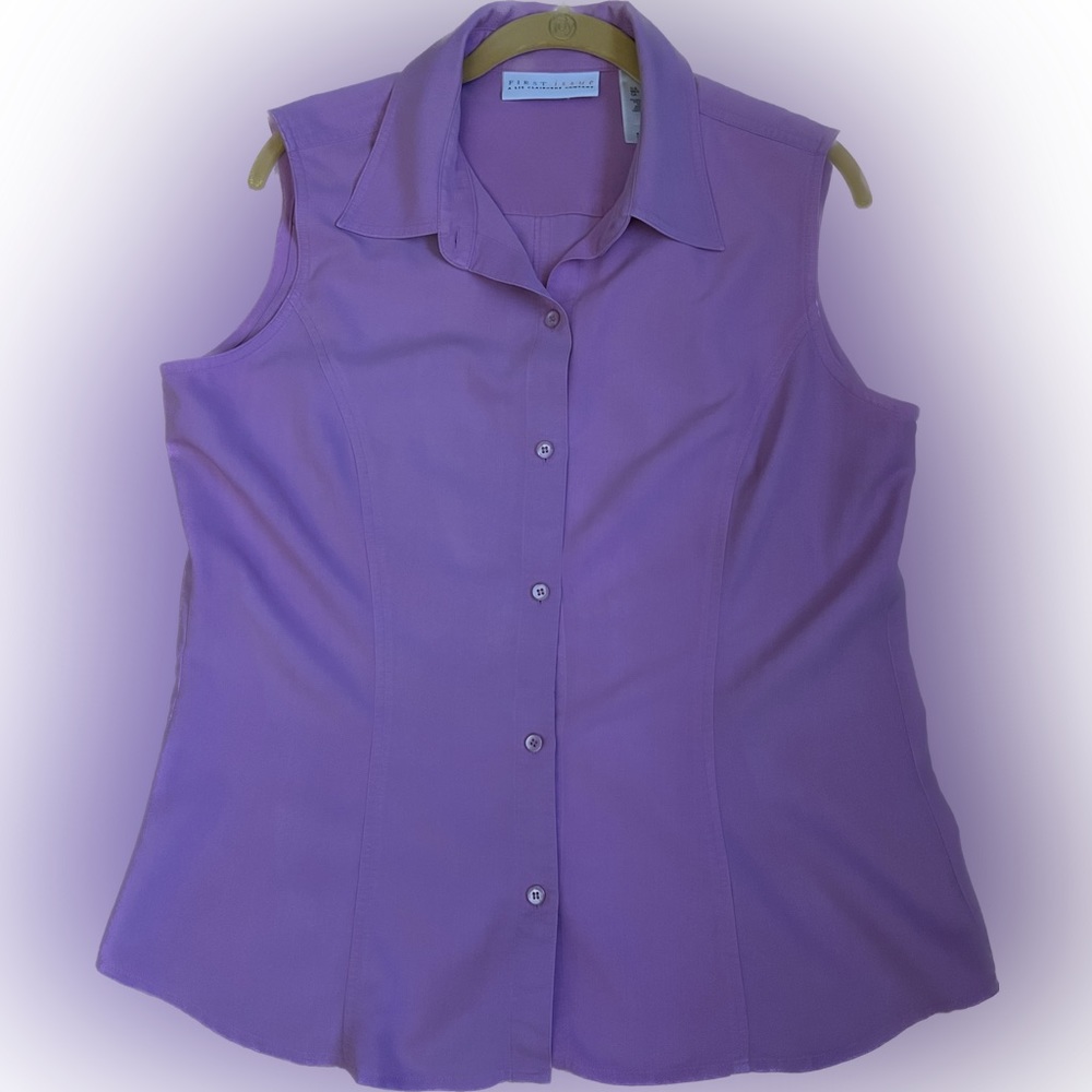 Liz Claiborne Sleeveless Blouse - Large (L)
